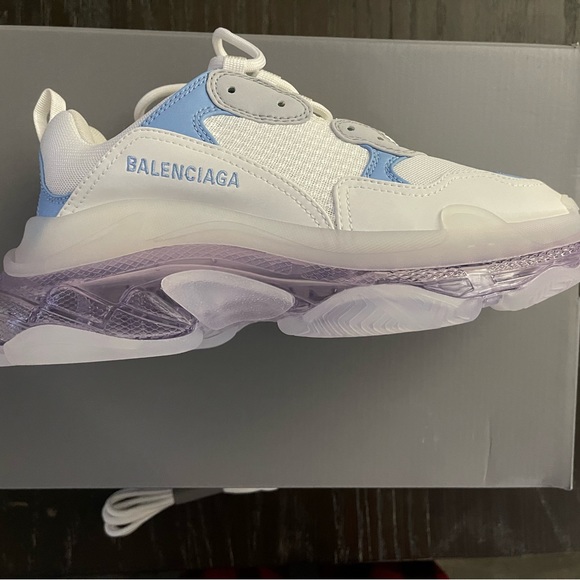 Never worn with box. - Picture 8 of 11